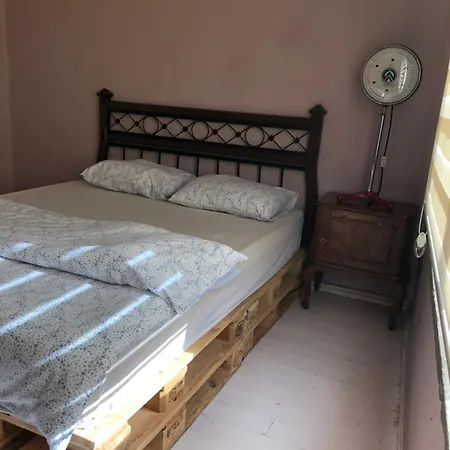 Apartament Tarihi Kaleici Denize Yakin Size Oezel Muhtesem Konum Uygun Fiyat Ev *