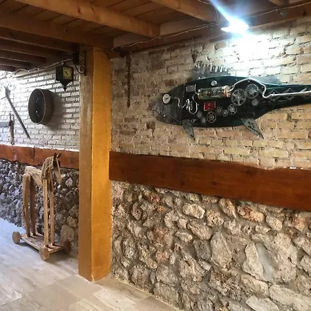 Tarıhı Kaleıçı Denıze Yakin Sıze özel Muhteşem Konum Uygun Fıyat Ev *