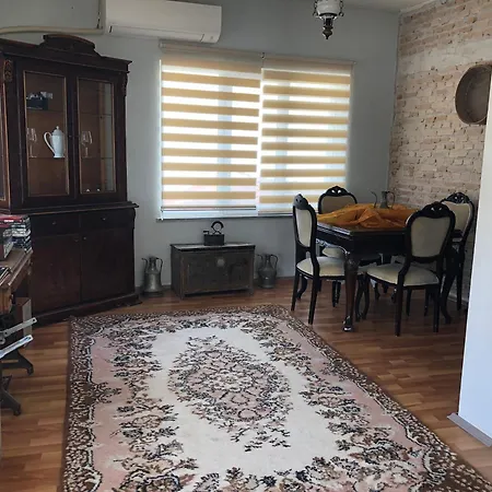 Tarihi Kaleici Denize Yakin Size Oezel Muhtesem Konum Uygun Fiyat Ev Appartement