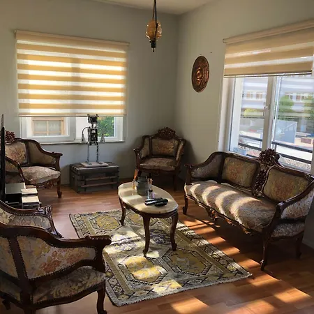 Tarıhı Kaleıçı Denıze Yakin Sıze özel Muhteşem Konum Uygun Fıyat Ev * Antalya