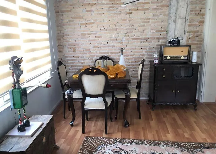 Apartment Tarihi Kaleici Denize Yakin Size Oezel Muhtesem Konum Uygun Fiyat Ev Antalya