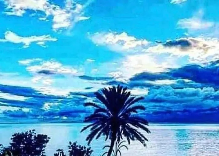 Tarihi Kaleici Denize Yakin Size Oezel Muhtesem Konum Uygun Fiyat Ev