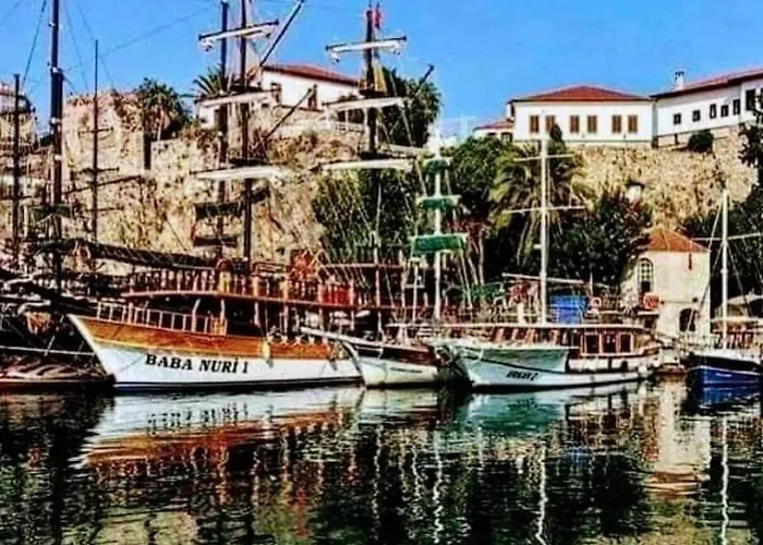 Tarihi Kaleici Denize Yakin Size Oezel Muhtesem Konum Uygun Fiyat Ev Apartment