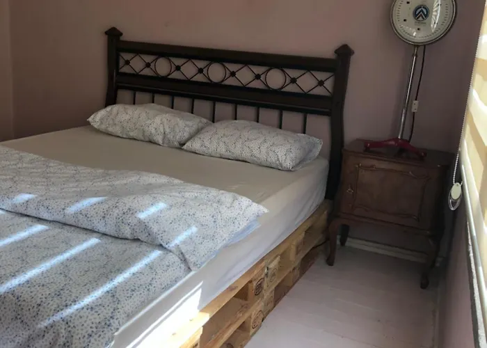 Apartment Tarihi Kaleici Denize Yakin Size Oezel Muhtesem Konum Uygun Fiyat Ev *