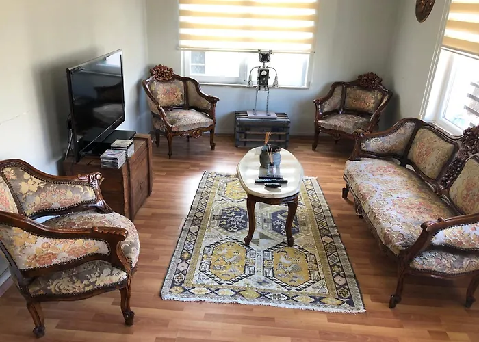 Tarihi Kaleici Denize Yakin Size Oezel Muhtesem Konum Uygun Fiyat Ev Apartment