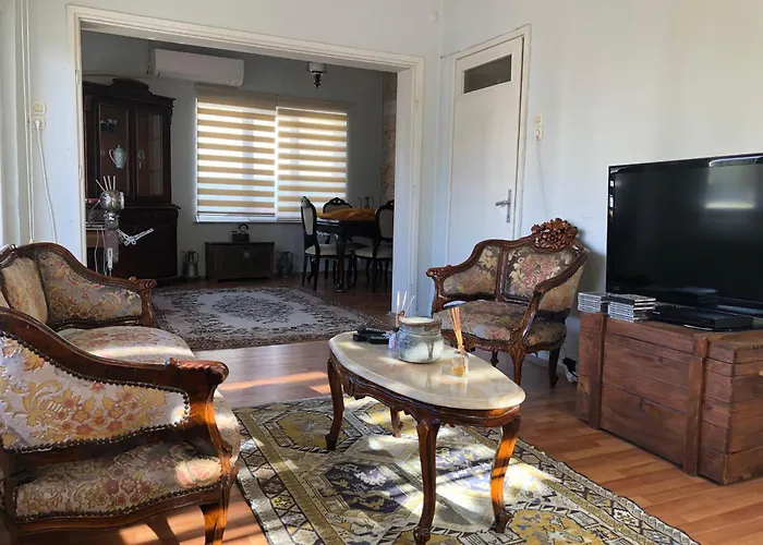 Apartment Tarihi Kaleici Denize Yakin Size Oezel Muhtesem Konum Uygun Fiyat Ev
