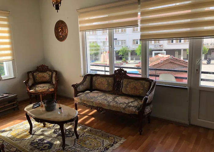 Tarihi Kaleici Denize Yakin Size Oezel Muhtesem Konum Uygun Fiyat Ev Apartment *
