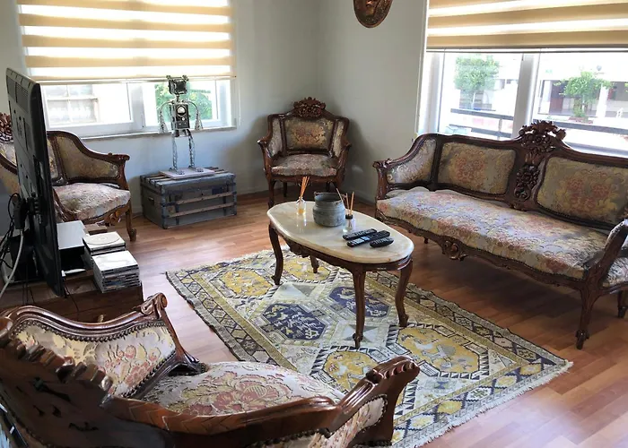 Apartment Tarihi Kaleici Denize Yakin Size Oezel Muhtesem Konum Uygun Fiyat Ev *